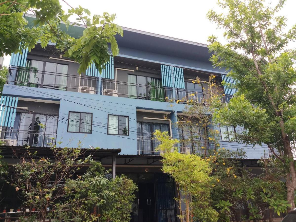 V Tharm Hotel Udon Thani Exterior foto