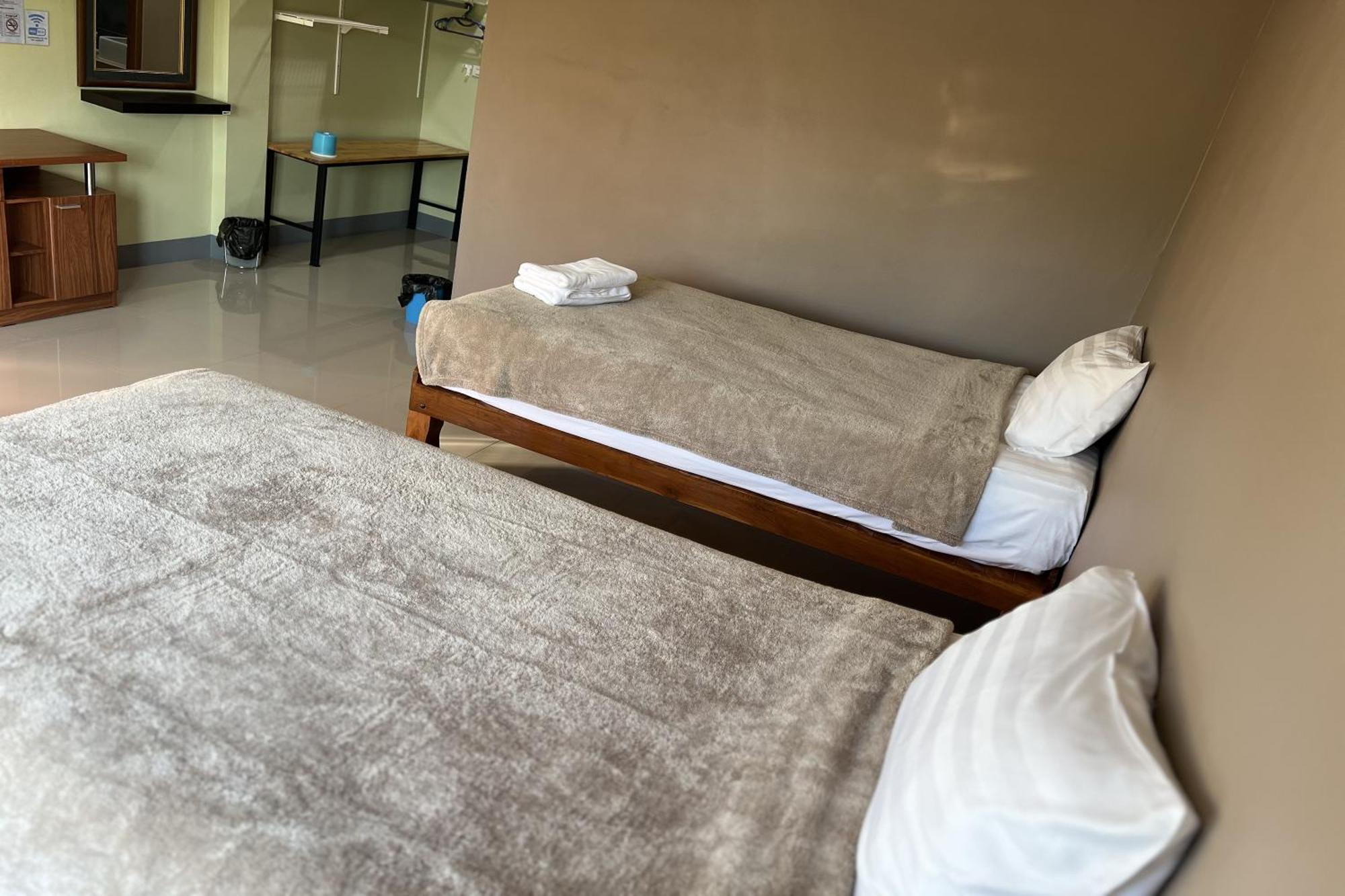 V Tharm Hotel Udon Thani Exterior foto