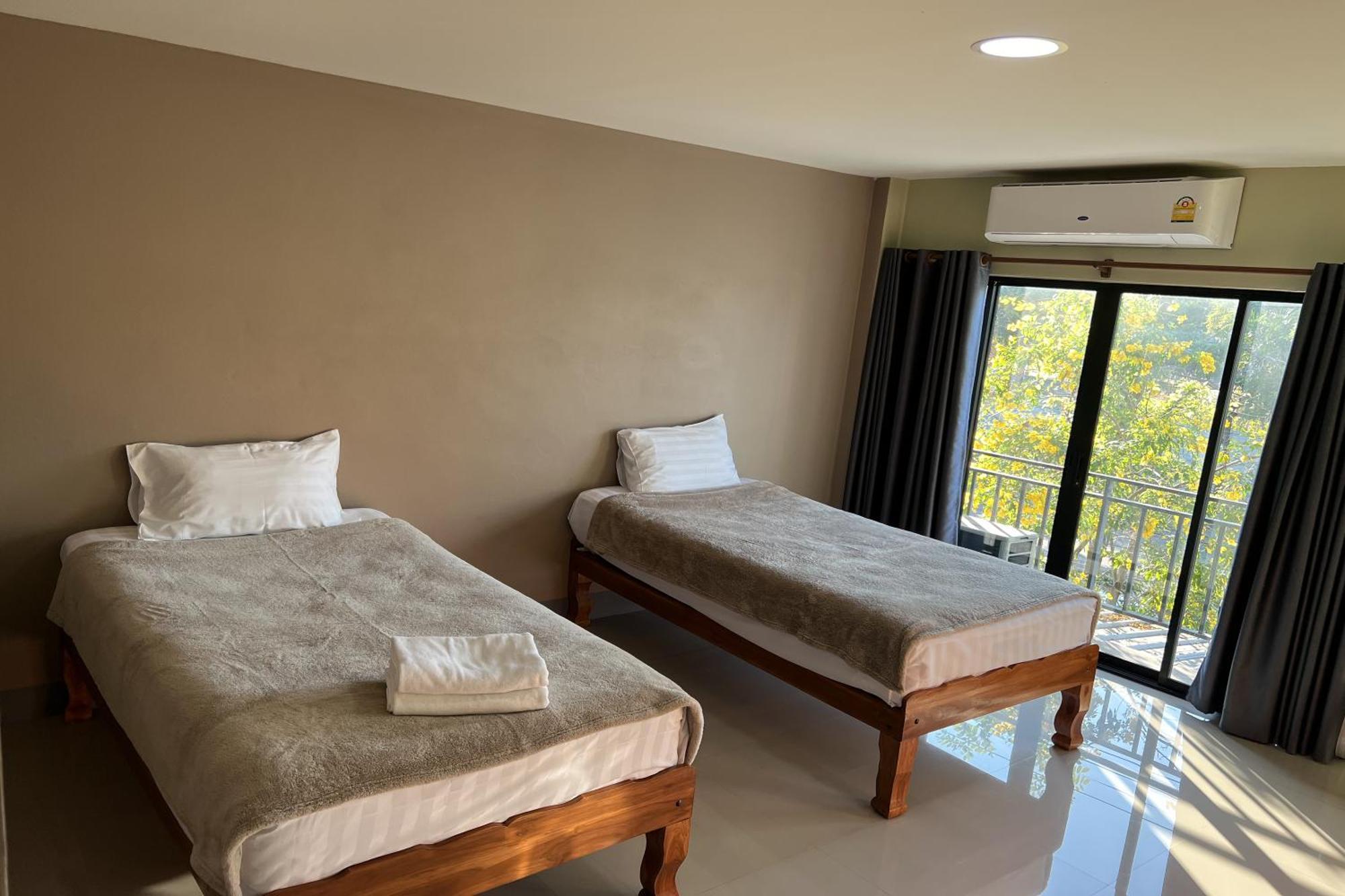 V Tharm Hotel Udon Thani Exterior foto