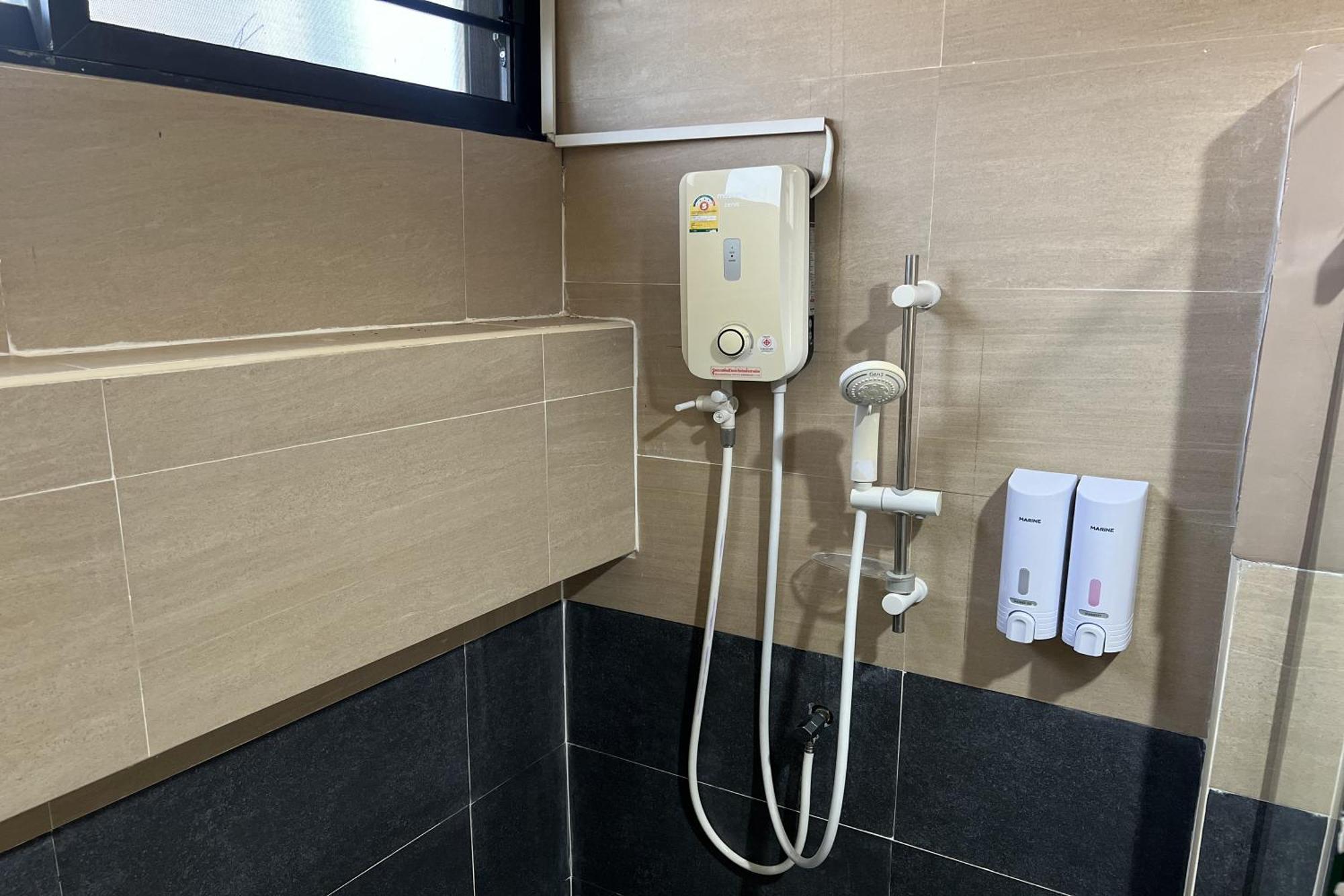 V Tharm Hotel Udon Thani Exterior foto
