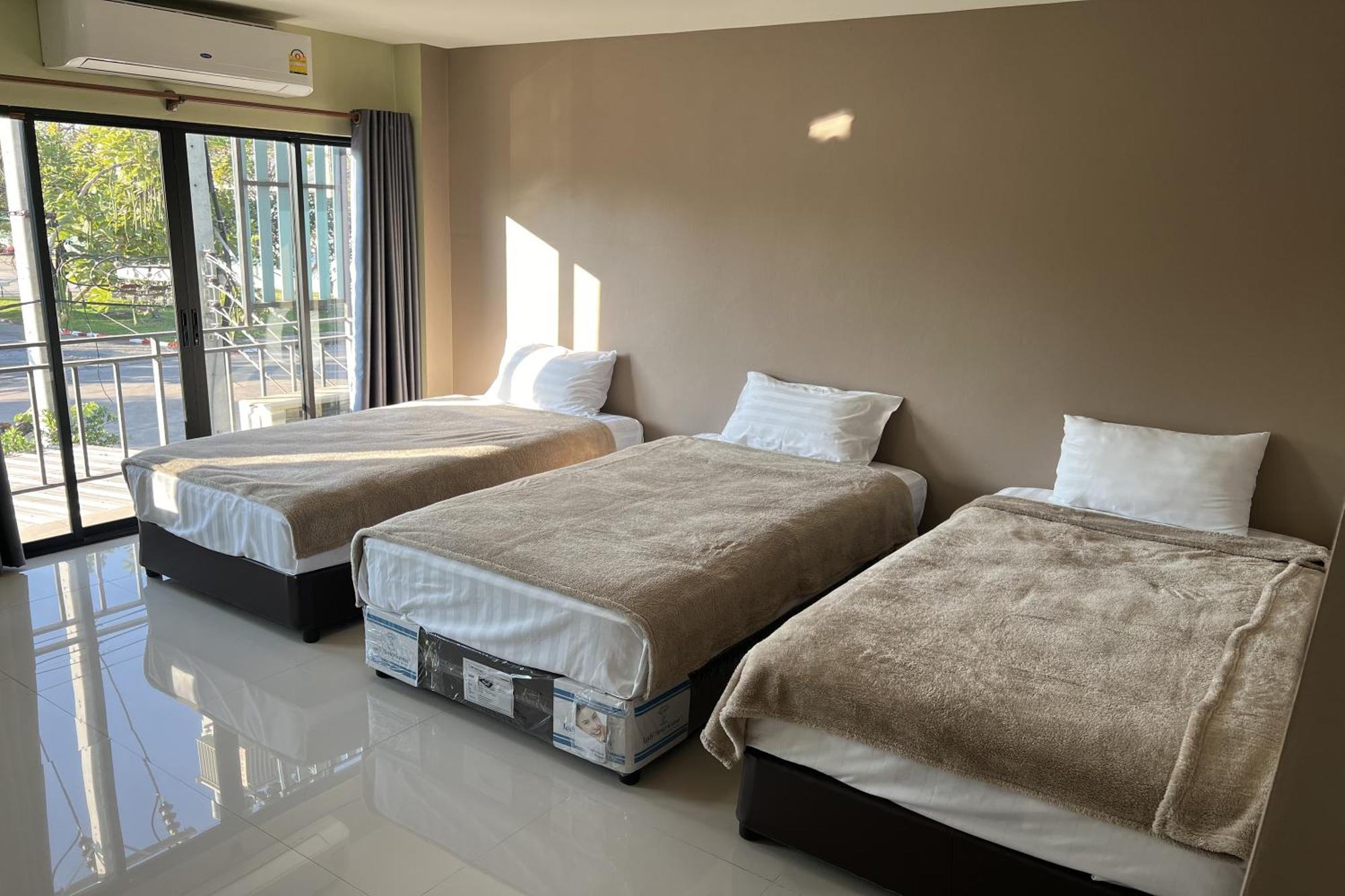 V Tharm Hotel Udon Thani Exterior foto