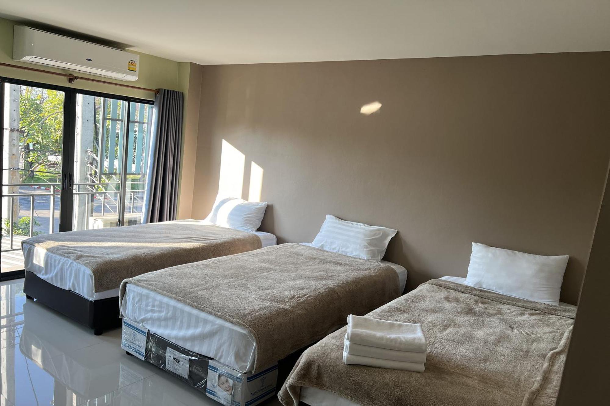 V Tharm Hotel Udon Thani Exterior foto